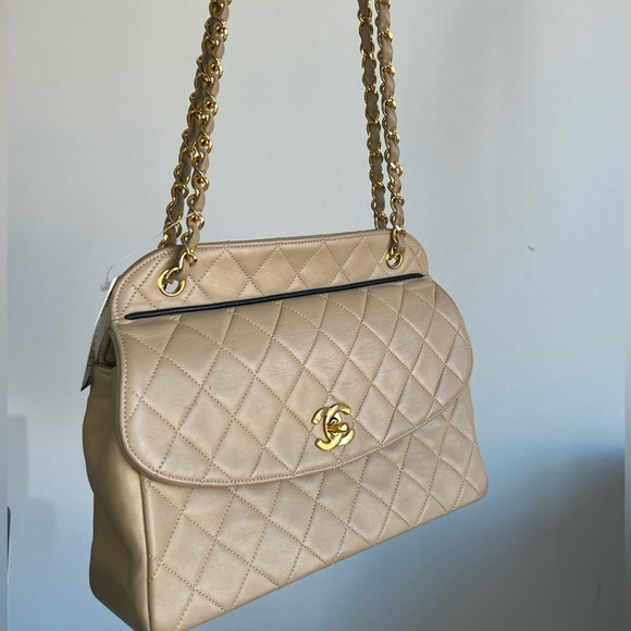 Chanel Vintage single flap with removable wallet 24K gold hardware - Picture 2 of 13